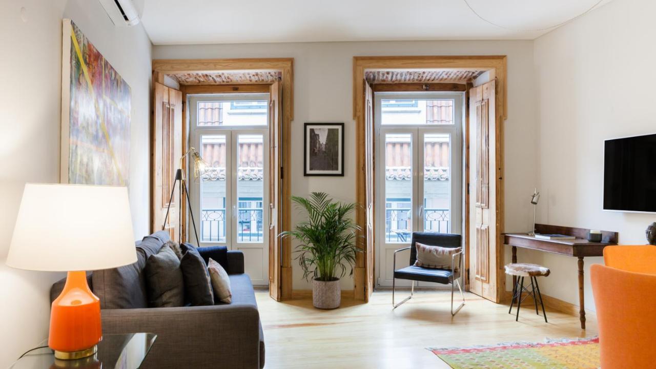 Charming Flat With Balconies Central Chiado District 2 Bedrooms & Ac 19Th Century Building Lisabona Exterior foto