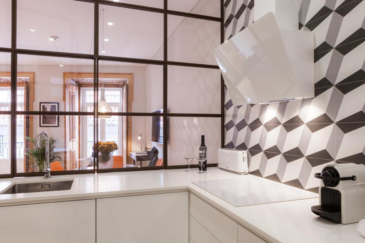 Charming Flat With Balconies Central Chiado District 2 Bedrooms & Ac 19Th Century Building Lisabona Exterior foto