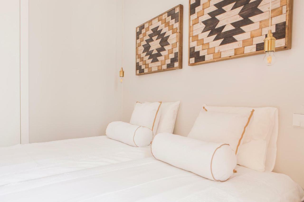 Charming Flat With Balconies Central Chiado District 2 Bedrooms & Ac 19Th Century Building Lisabona Exterior foto