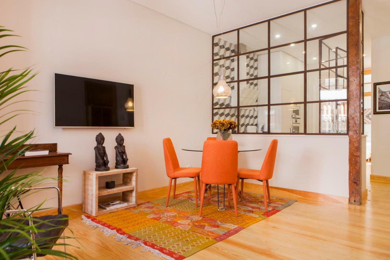 Charming Flat With Balconies Central Chiado District 2 Bedrooms & Ac 19Th Century Building Lisabona Exterior foto