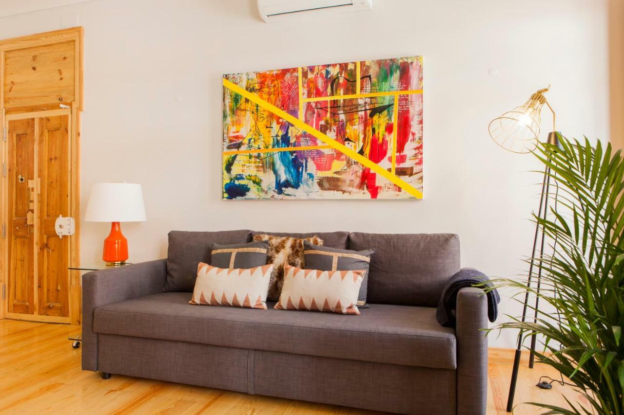 Charming Flat With Balconies Central Chiado District 2 Bedrooms & Ac 19Th Century Building Lisabona Exterior foto