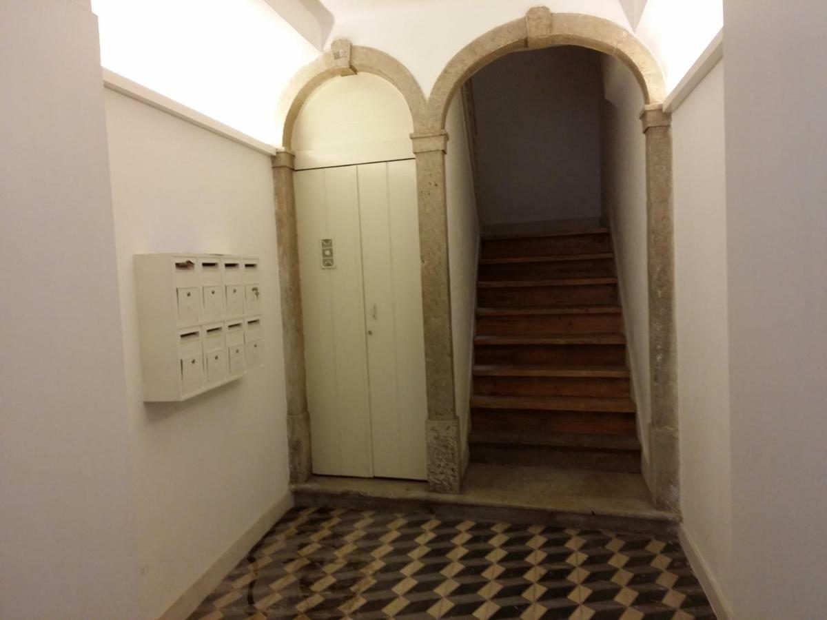 Charming Flat With Balconies Central Chiado District 2 Bedrooms & Ac 19Th Century Building Lisabona Exterior foto
